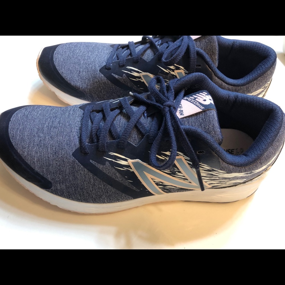 New Balance sneakers size 9